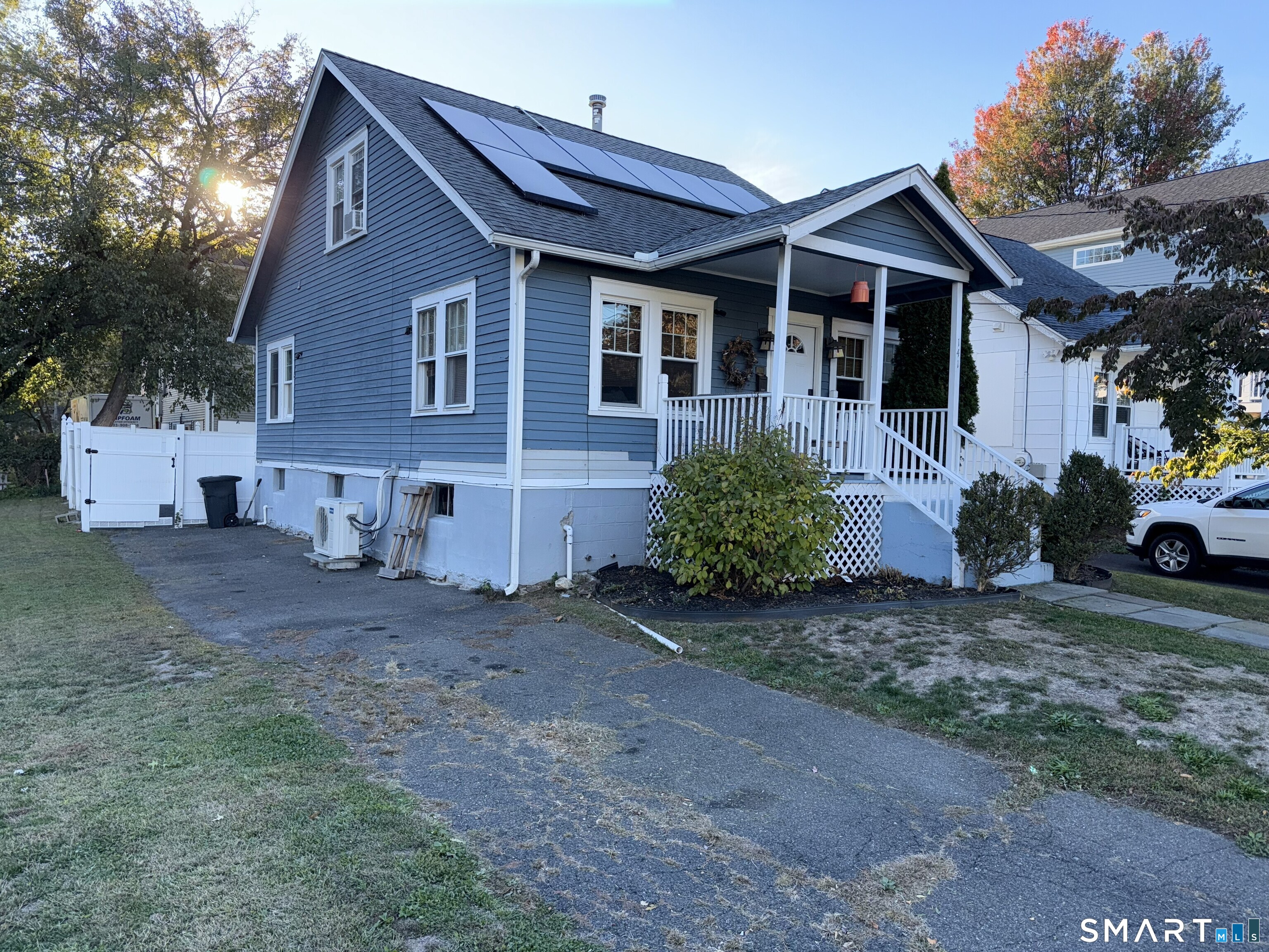 141 Berwick Avenue, Fairfield, CT 06825 | For Sale at $470,000