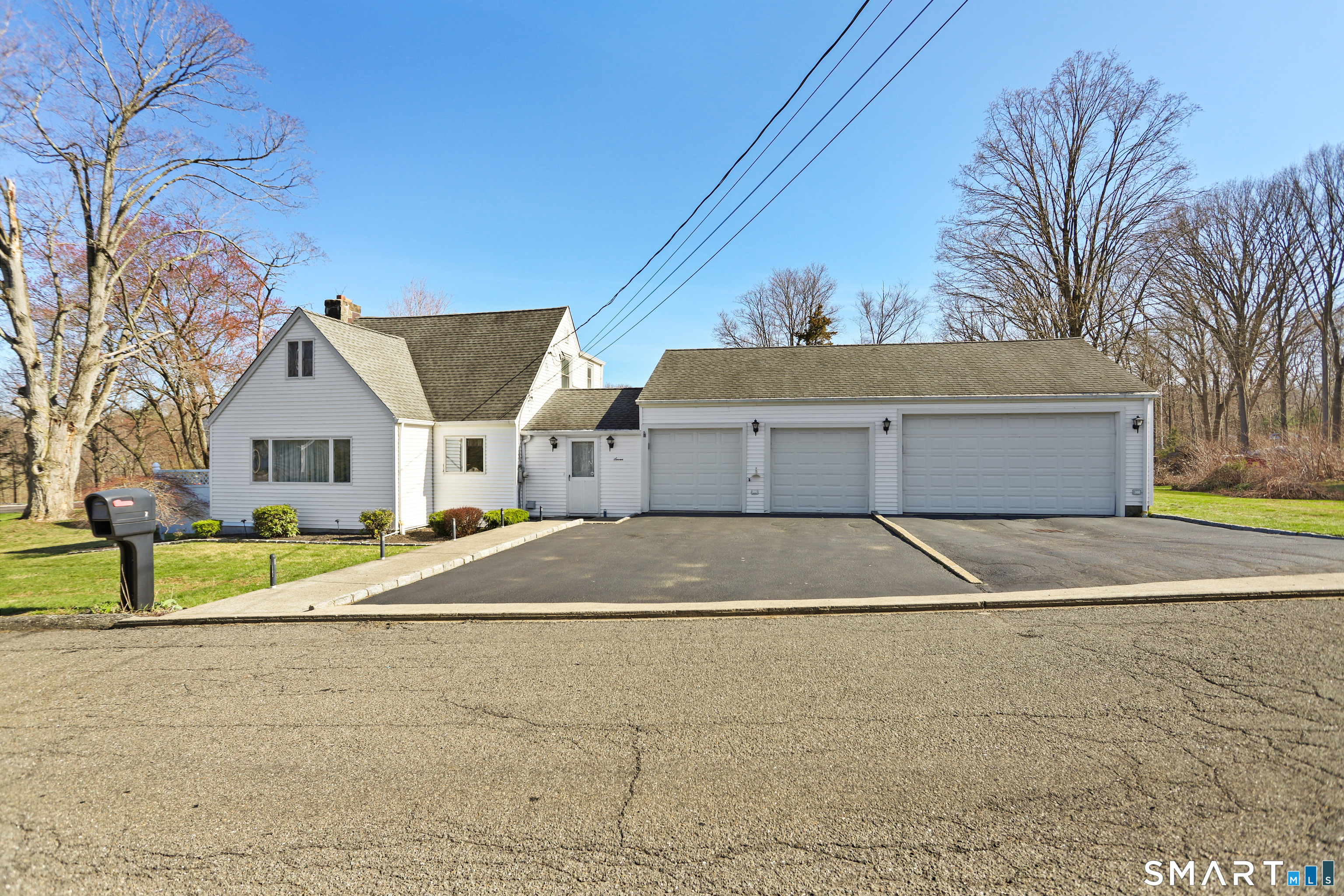 7 Cedar Crest Road, Trumbull, CT 06611 | For Sale at $589,900