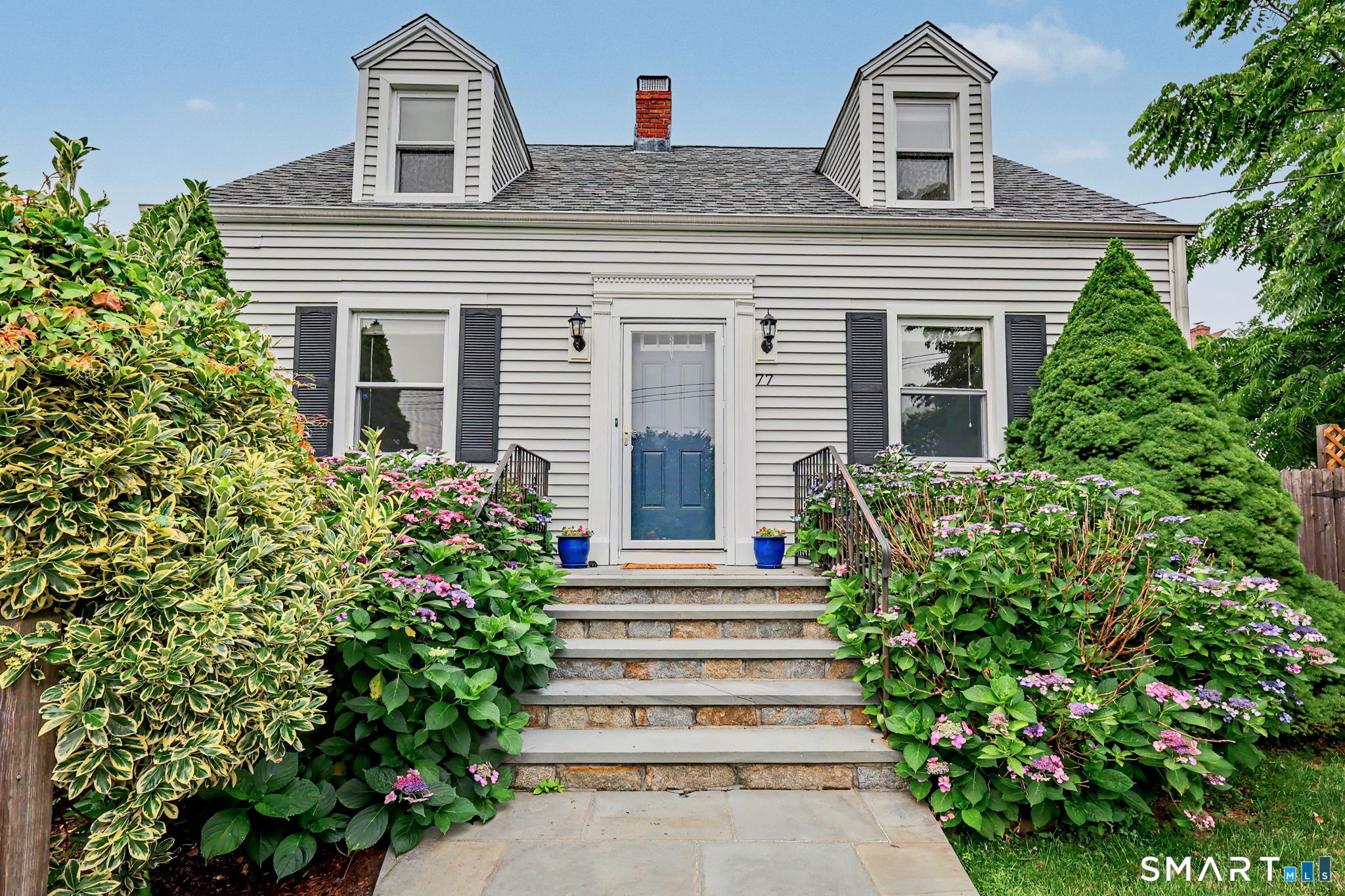77 Round Hill Road, Fairfield, CT 06824 | For Sale at $749,900