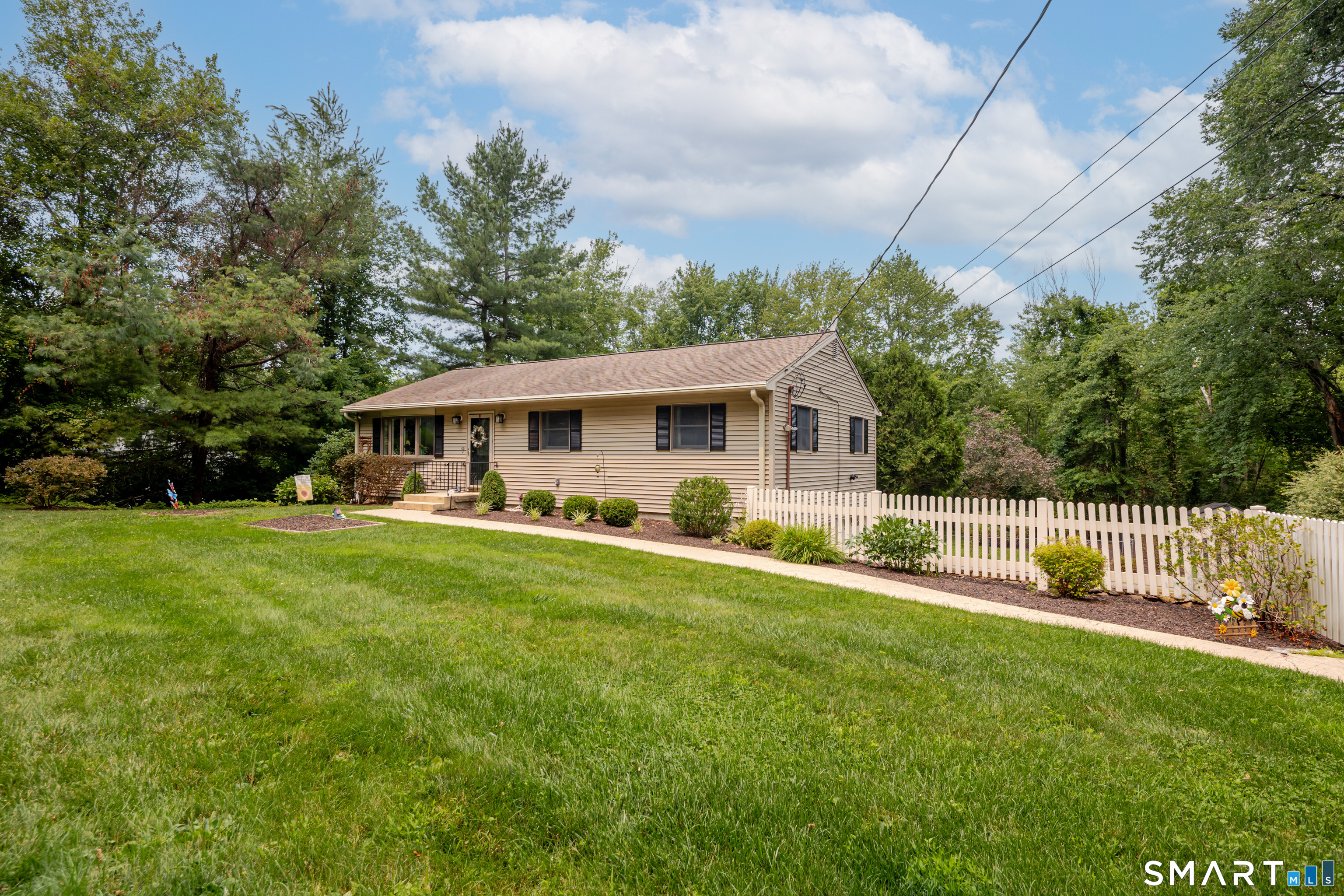 13 Birch Road, Danbury, CT 06811 | For Sale at $519,000