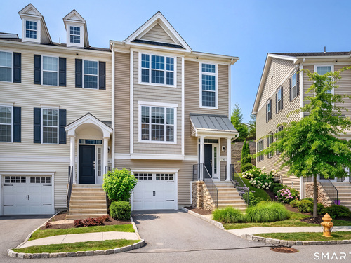  townhouse condo for sale located at 42 Moorland Drive, 42, Danbury, CT 06810