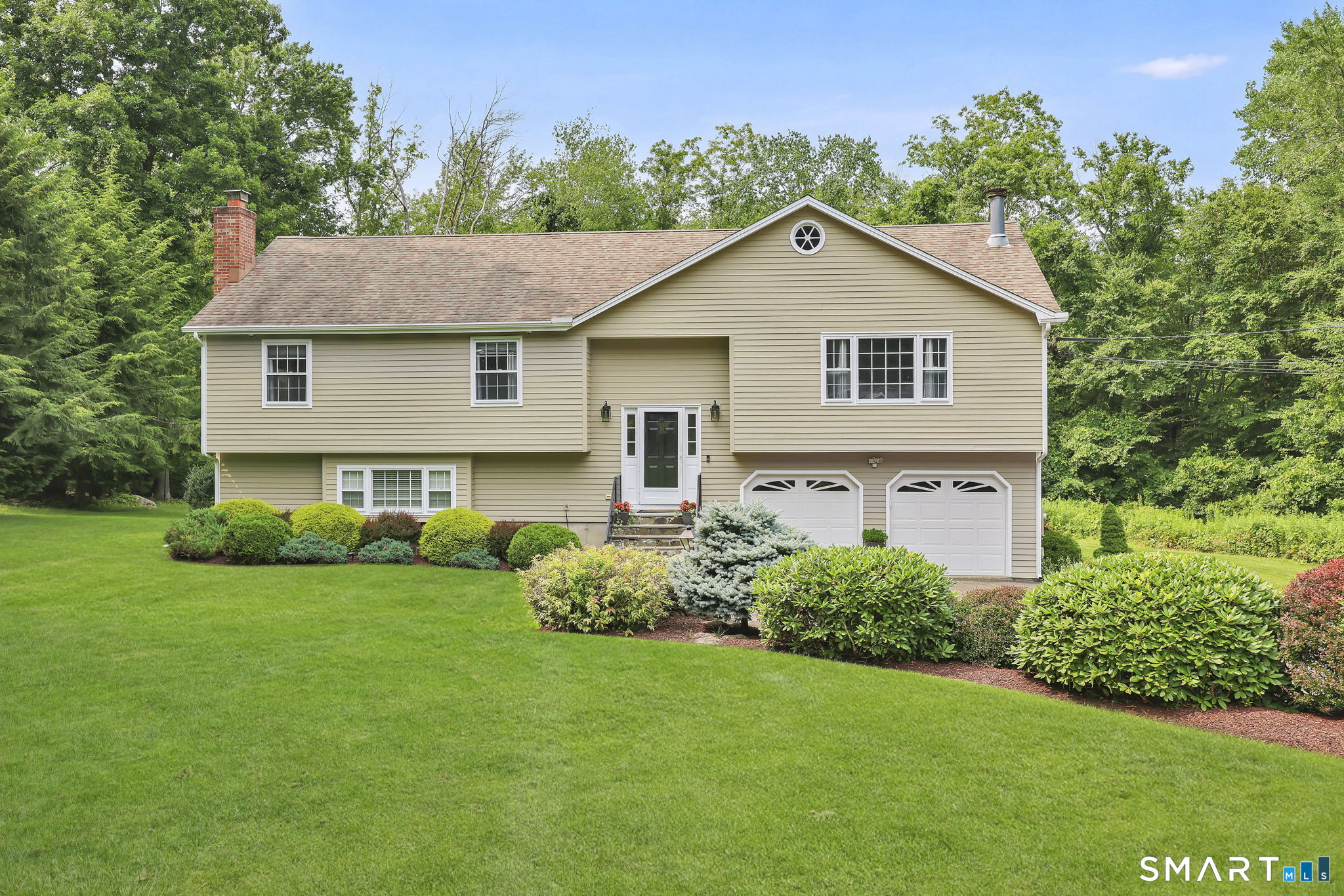 46 Doris Drive, Monroe, CT 06468 | For Sale at $699,900