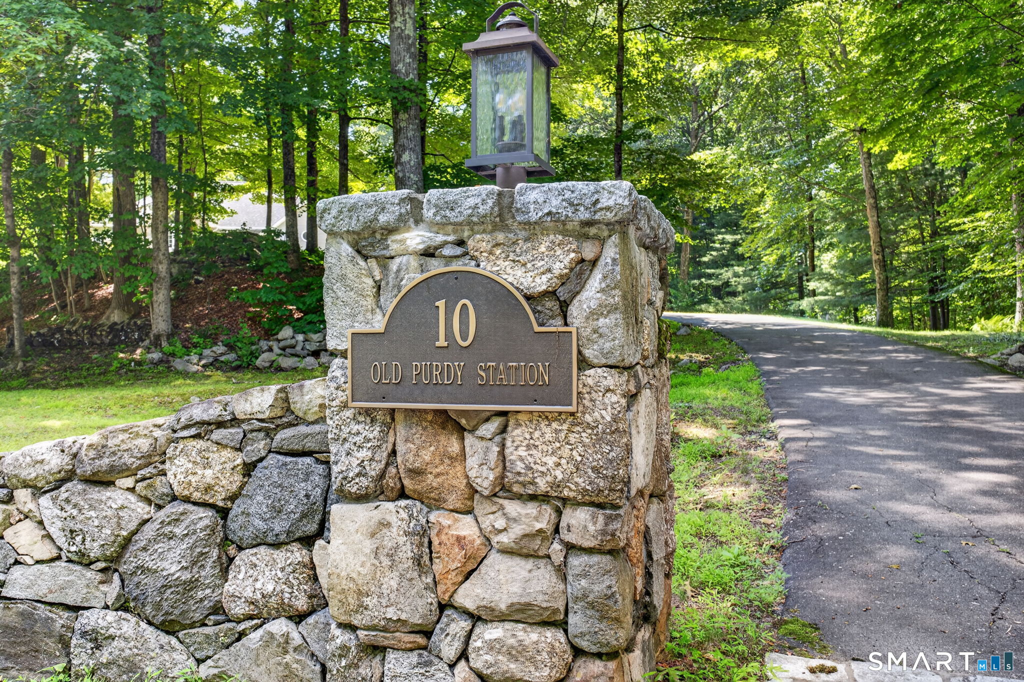 10 Old Purdy Station Road, Newtown, CT 06470 | For Sale at $949,000