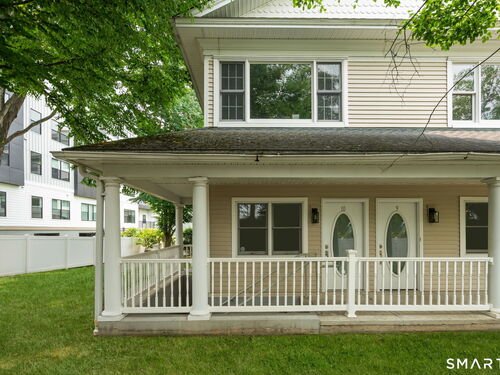 condo home for sale located at 20 Cross Street, 10, Westport, CT 06880
