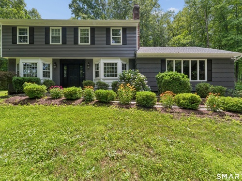  single family home for sale located at 7 Arapaho Road, Brookfield, CT 06804