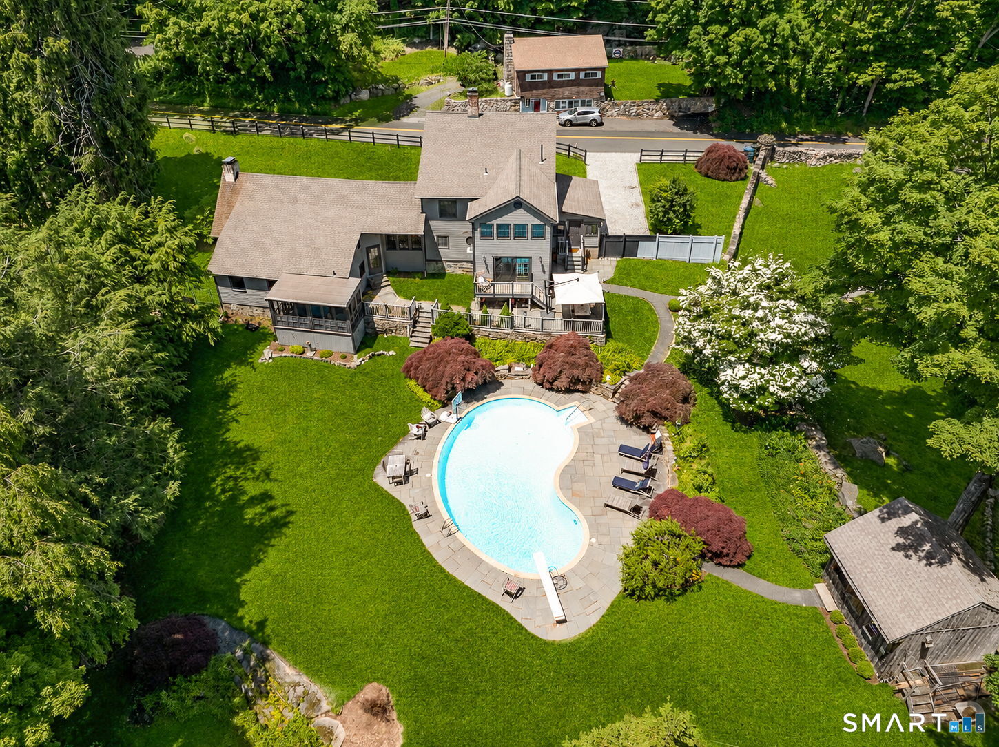 214 Florida Hill Road, Ridgefield, CT 06877 | For Sale at $3,600,000