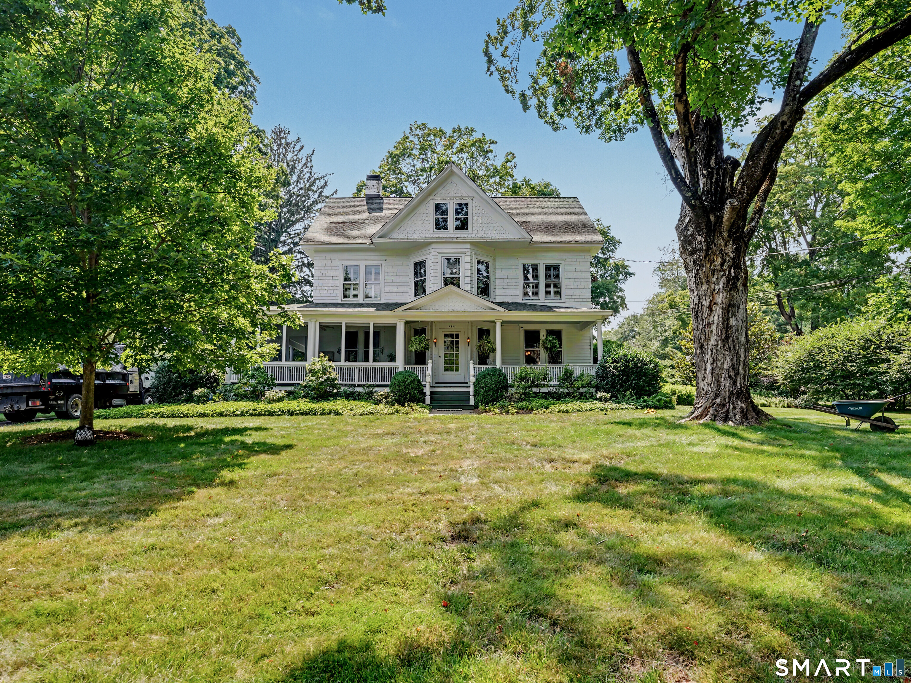 2477 Bronson Road, Fairfield, CT 06824 | For Sale at $1,689,000