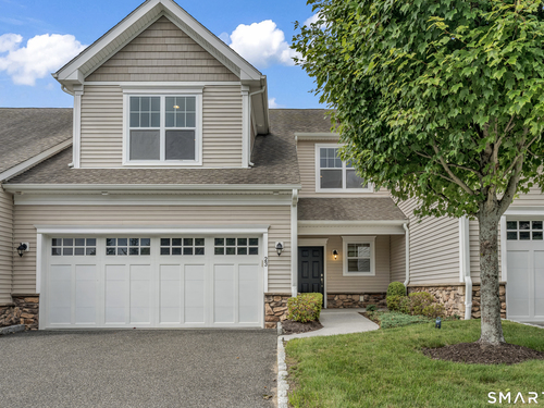  townhouse condo for sale located at 23 Woods Lane, 23, Newtown, CT 06470