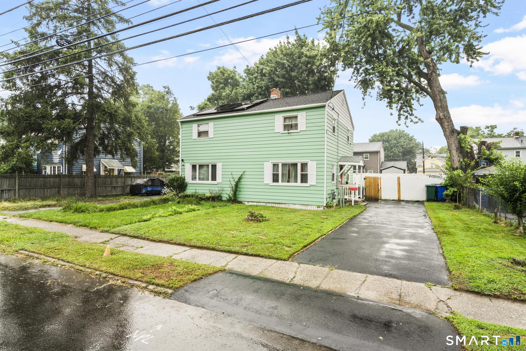 366 Columbus Avenue, Stratford, CT 06615 | For Sale at $319,990