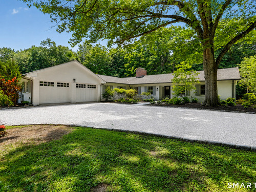  single family home for sale located at 585 Hoydens Lane, Fairfield, CT 06824