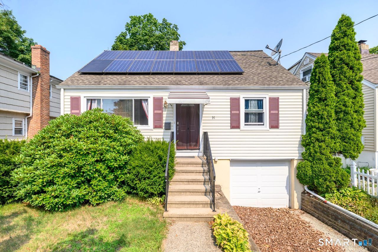 37 Center Avenue, Norwalk, CT 06851 | For Sale at $450,000