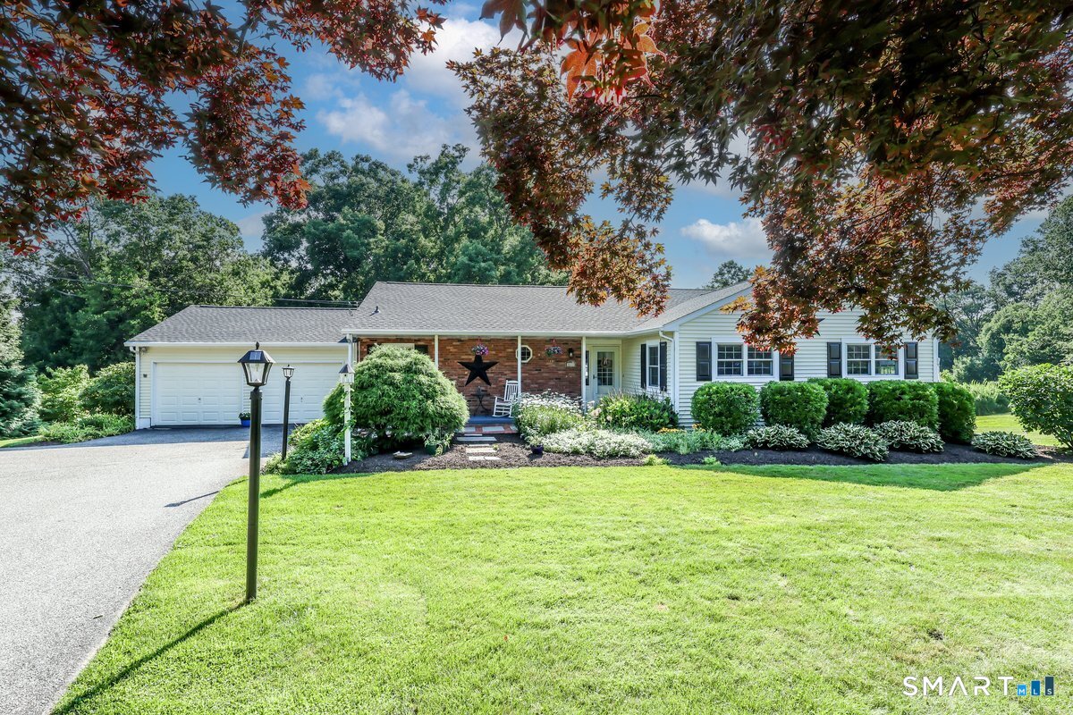 41 High Ridge Road, Brookfield, CT 06804 | For Sale at $725,000