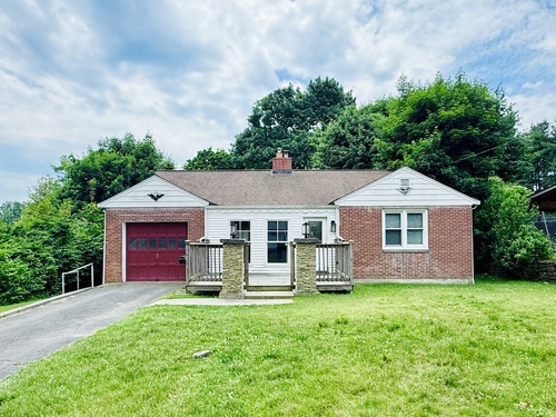  single family home for sale located at 112 Ochsner Place, Bridgeport, CT 06606
