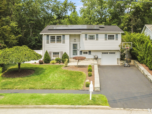  single family home for sale located at 8 Country Club Road, Norwalk, CT 06851