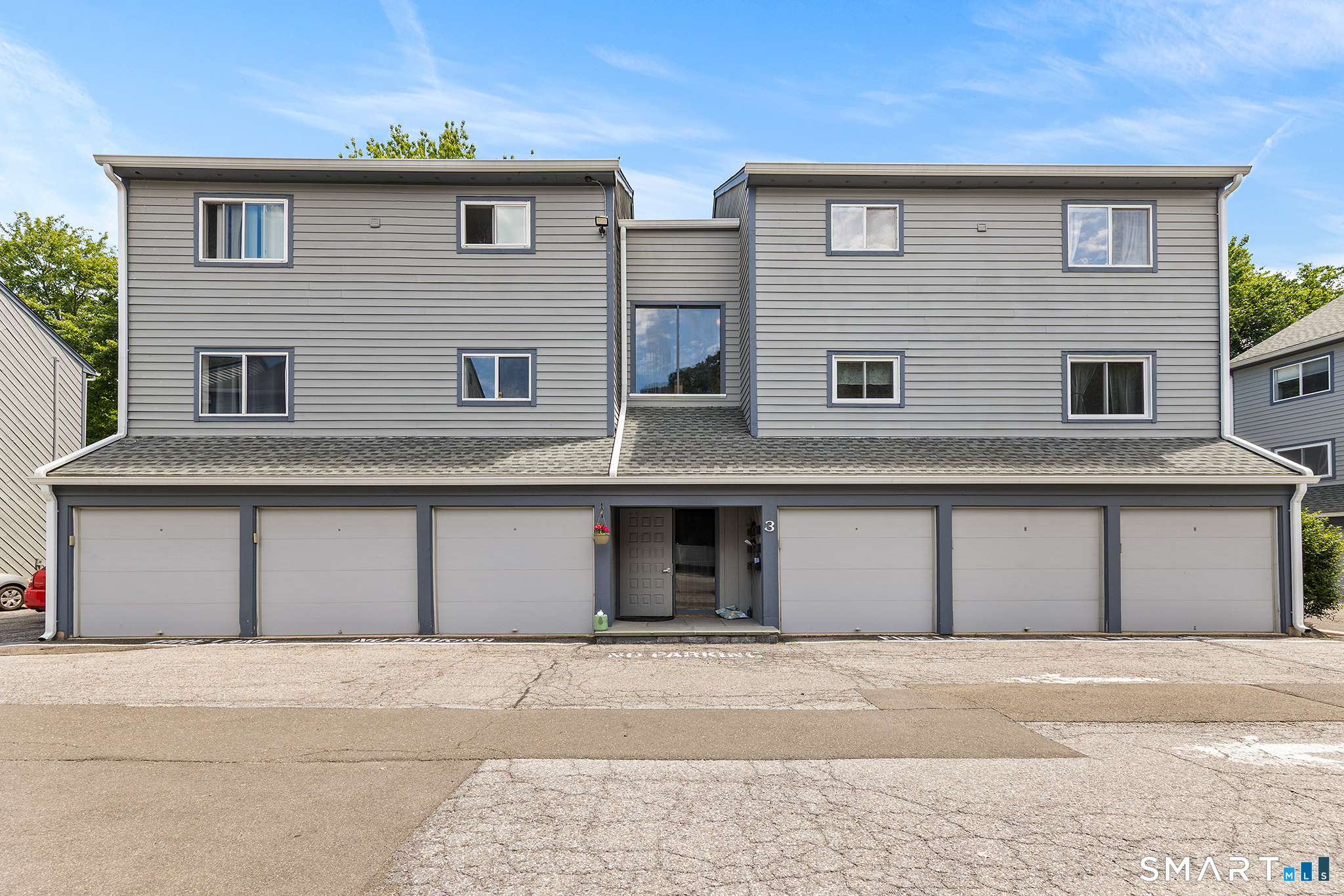 267 West Cedar Street, 3d, Norwalk, CT 06854 | For Sale at $420,000