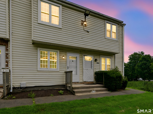  townhouse condo for sale located at 14 Scuppo Road, d5, Danbury, CT 06811