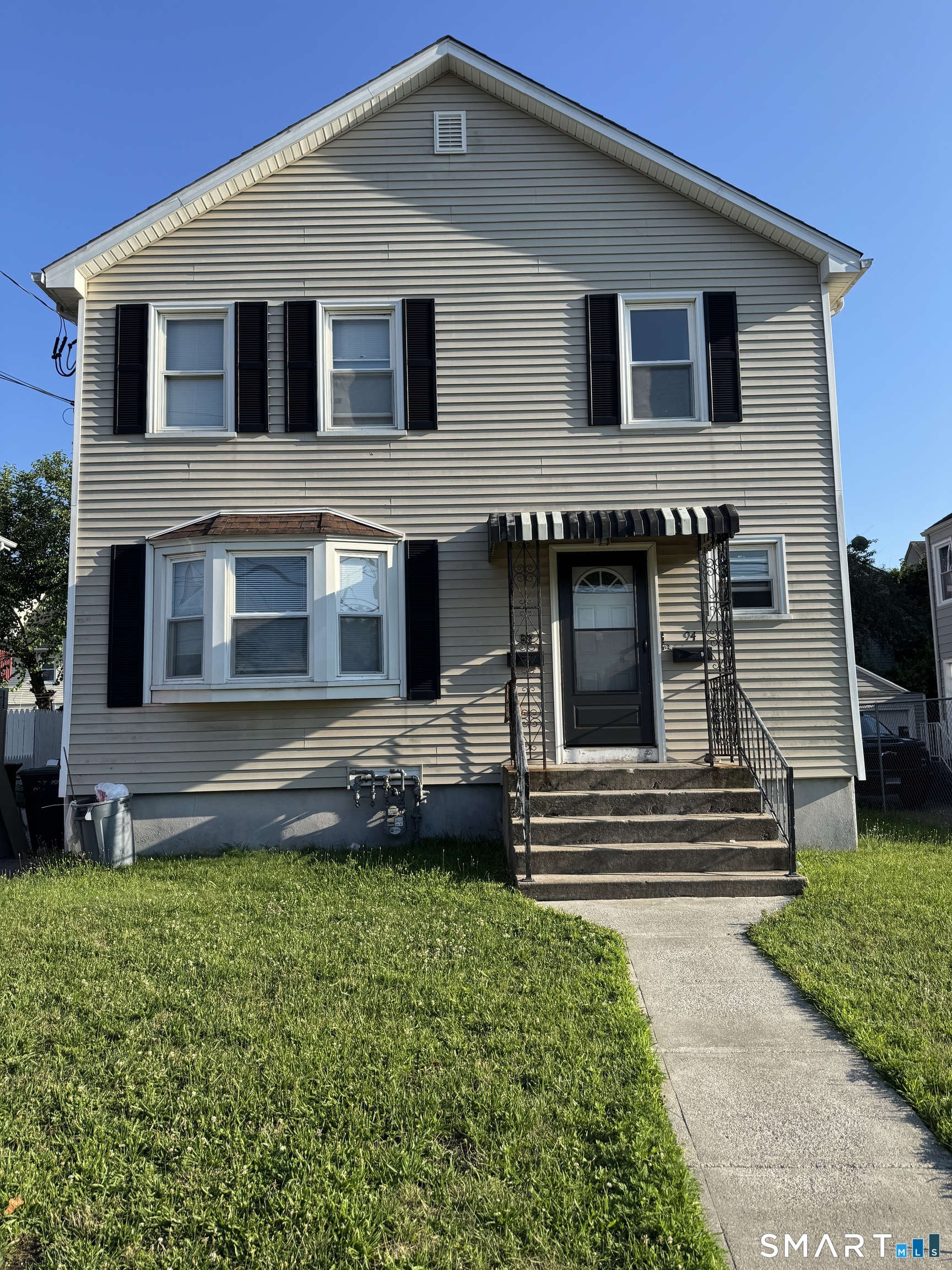 94-96 Locust Street, Bridgeport, CT 06610 | For Sale at $509,900