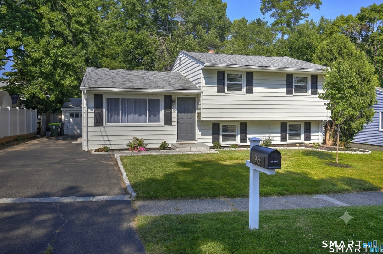98 Youngstown Road, Fairfield, CT 06824 | For Sale at $809,000