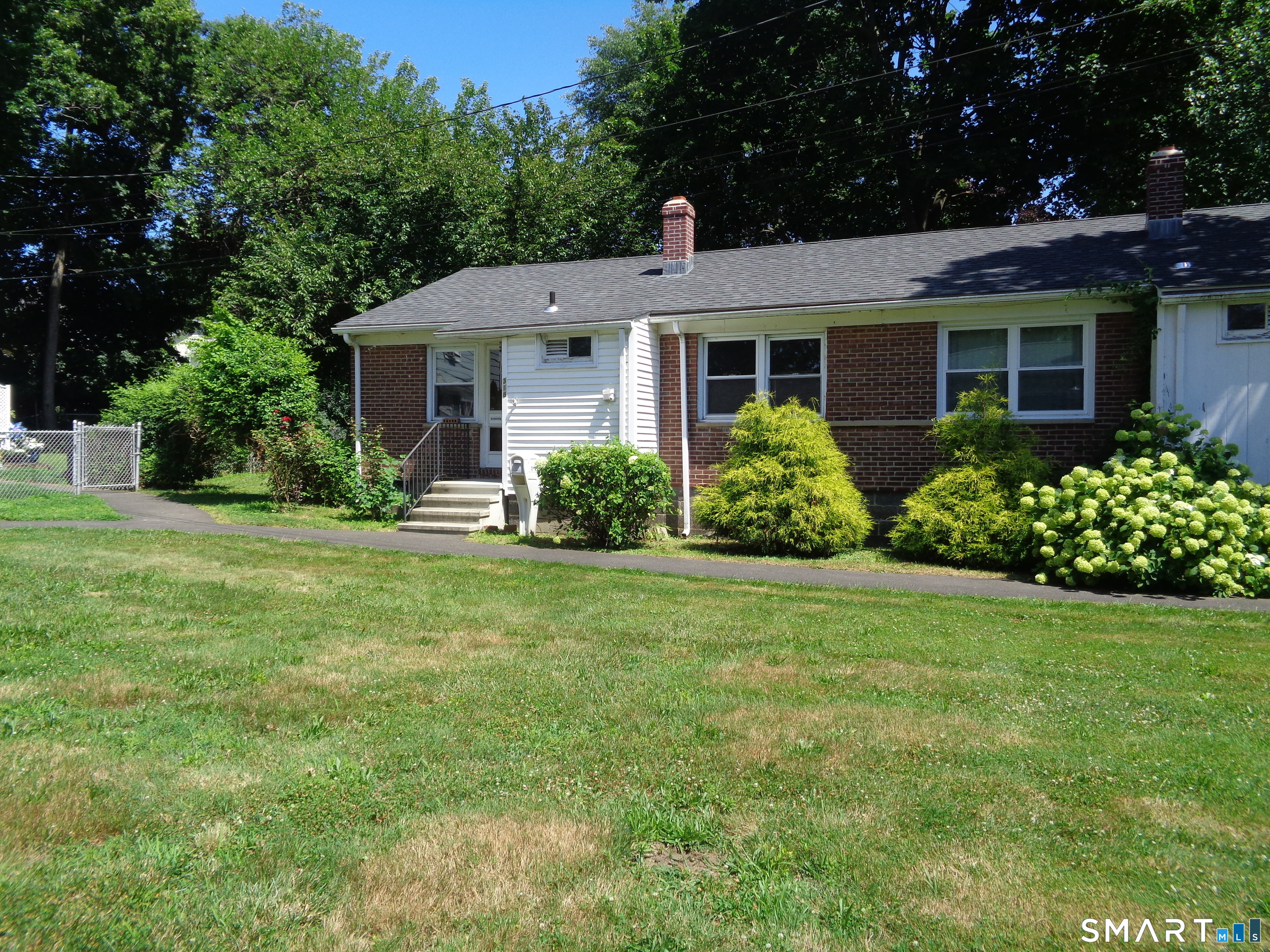 318 Stonybrook Road, Stratford, CT 06614 | For Sale at $94,000