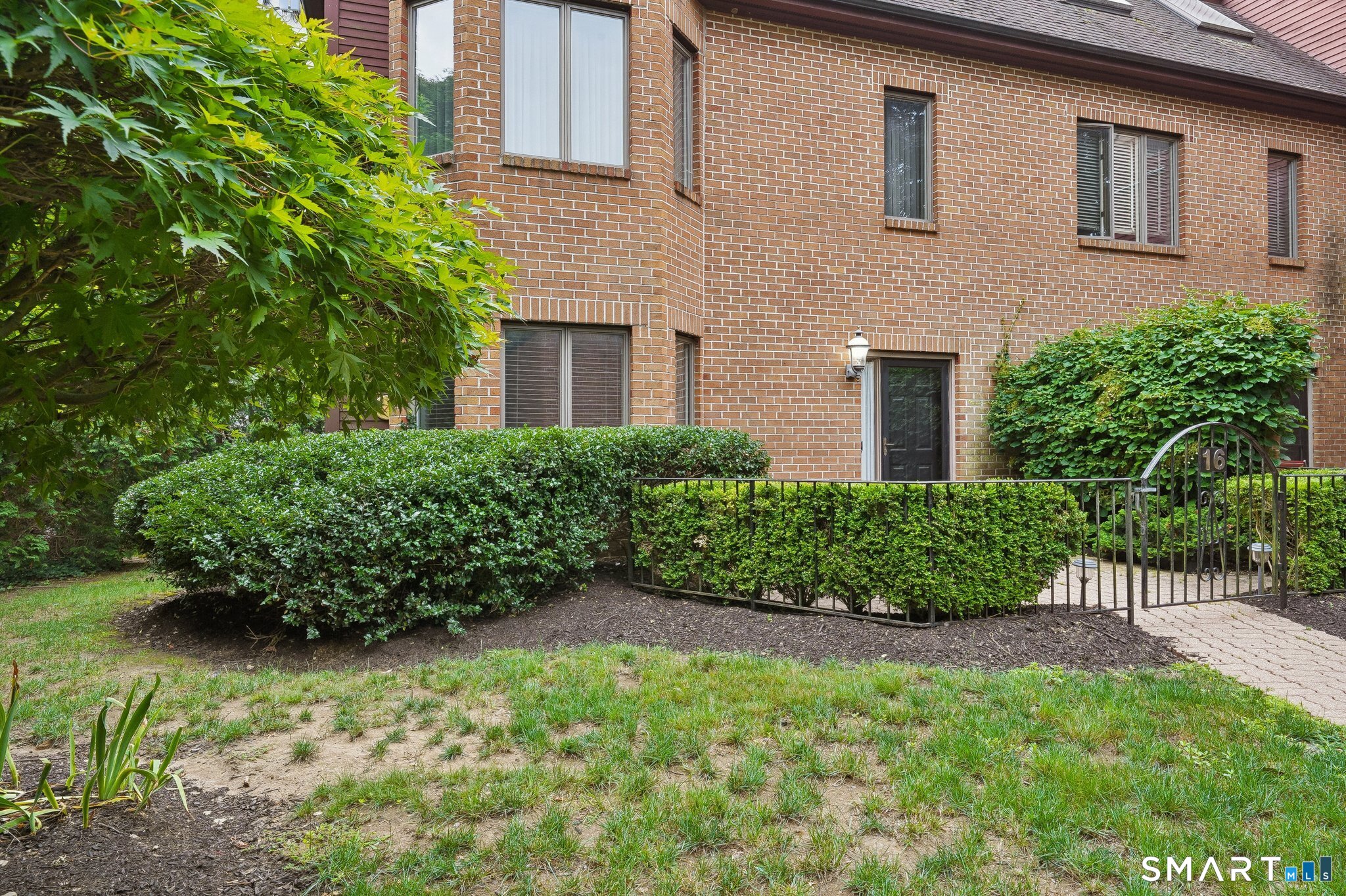 3300 Park Avenue, 16, Bridgeport, CT 06604 | For Sale at $475,000
