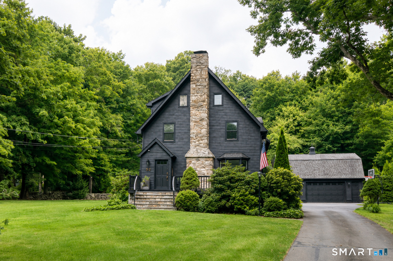 132 Perry Avenue, Norwalk, CT 06850 | For Sale at $895,000