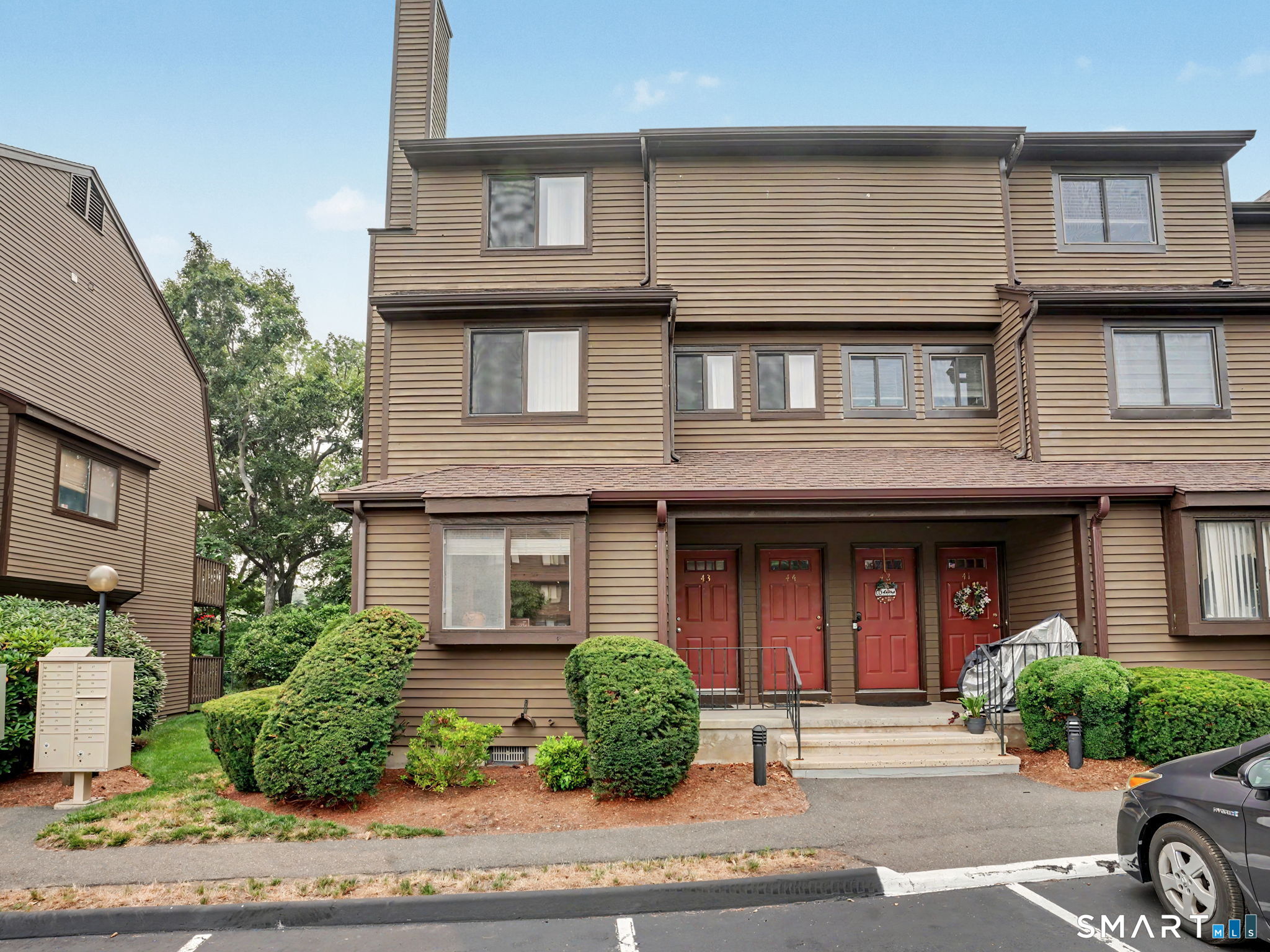 115 Fillow Street, 43, Norwalk, CT 06850 | For Sale at $339,000