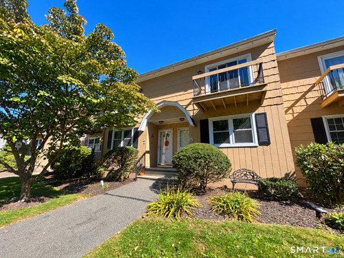  townhouse condo for sale located at 5 Deer Run, 5, Bethel, CT 06801