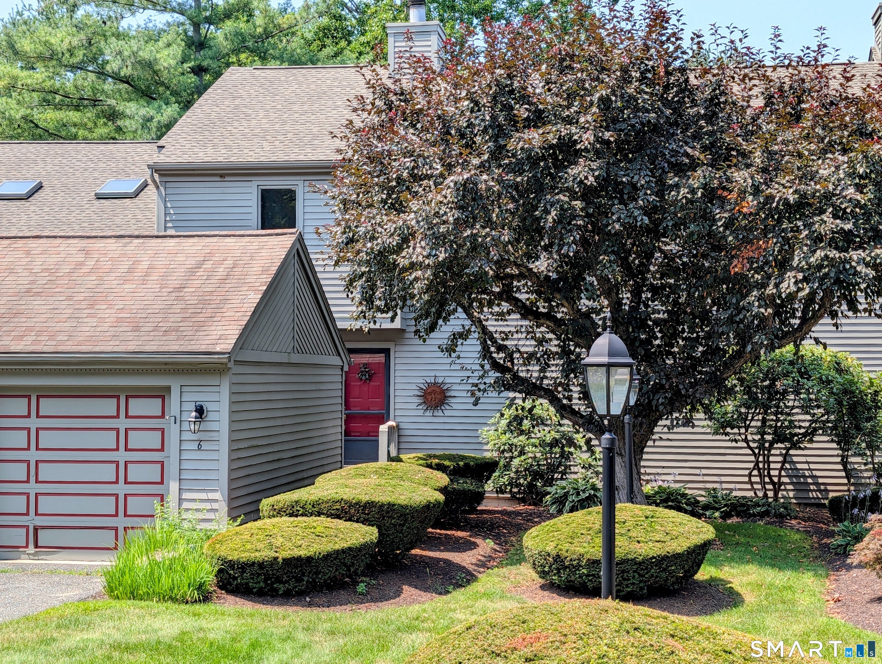 6 Ledgewood Drive, 6, Brookfield, CT 06804 | For Sale at $399,999