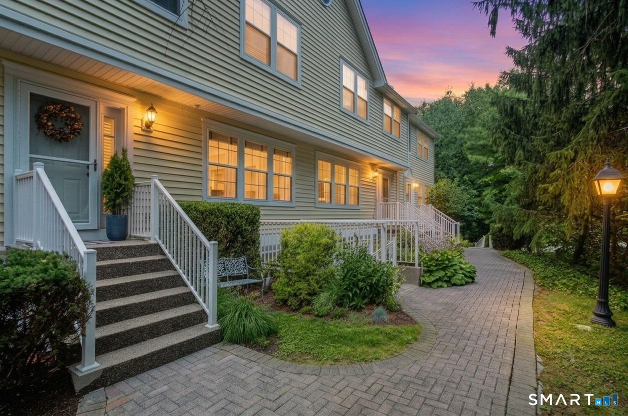 629 Danbury Road, 41, Ridgefield, CT 06877 | For Sale at $495,900