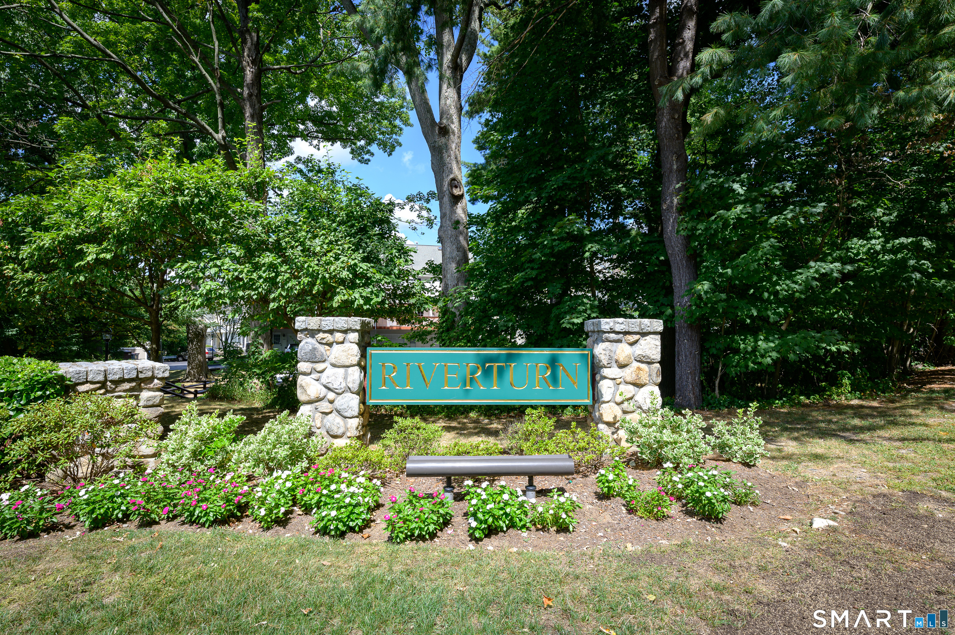 180 Turn Of River Road, 1b, Stamford, CT 06905 | For Sale at $764,000
