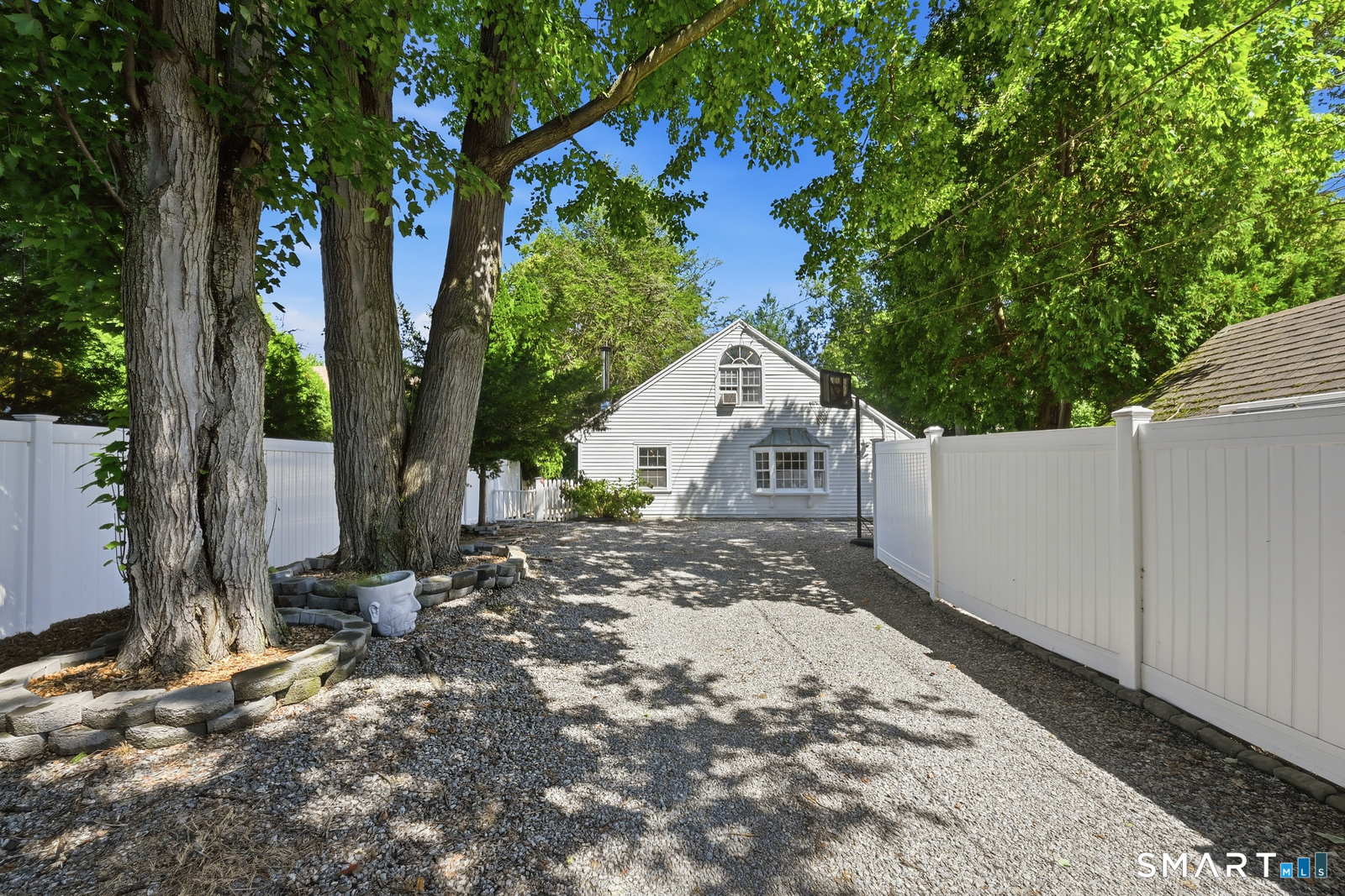 2196 North Benson Road, Fairfield, CT 06824 | For Sale at $865,000
