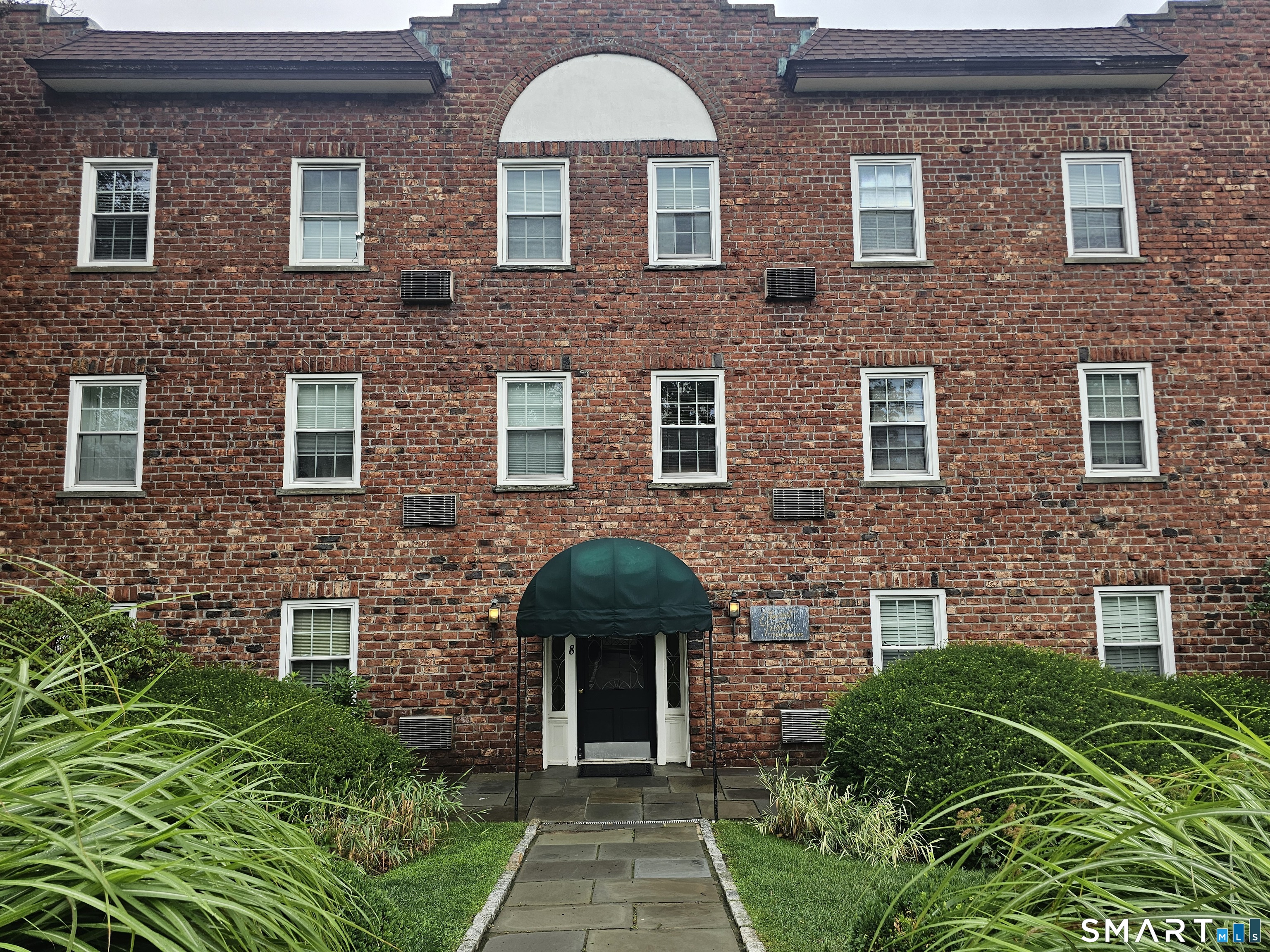 8 Elmcrest Terrace, 303, Norwalk, CT 06850 | Sold at $220,000