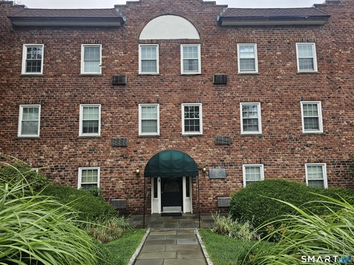  condo home sold located at 8 Elmcrest Terrace, 303, Norwalk, CT 06850