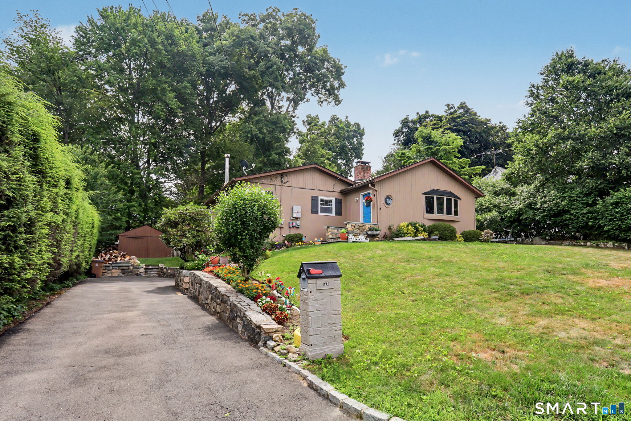 33 Pamlynn Road, Stamford, CT 06905 | For Sale at $790,000