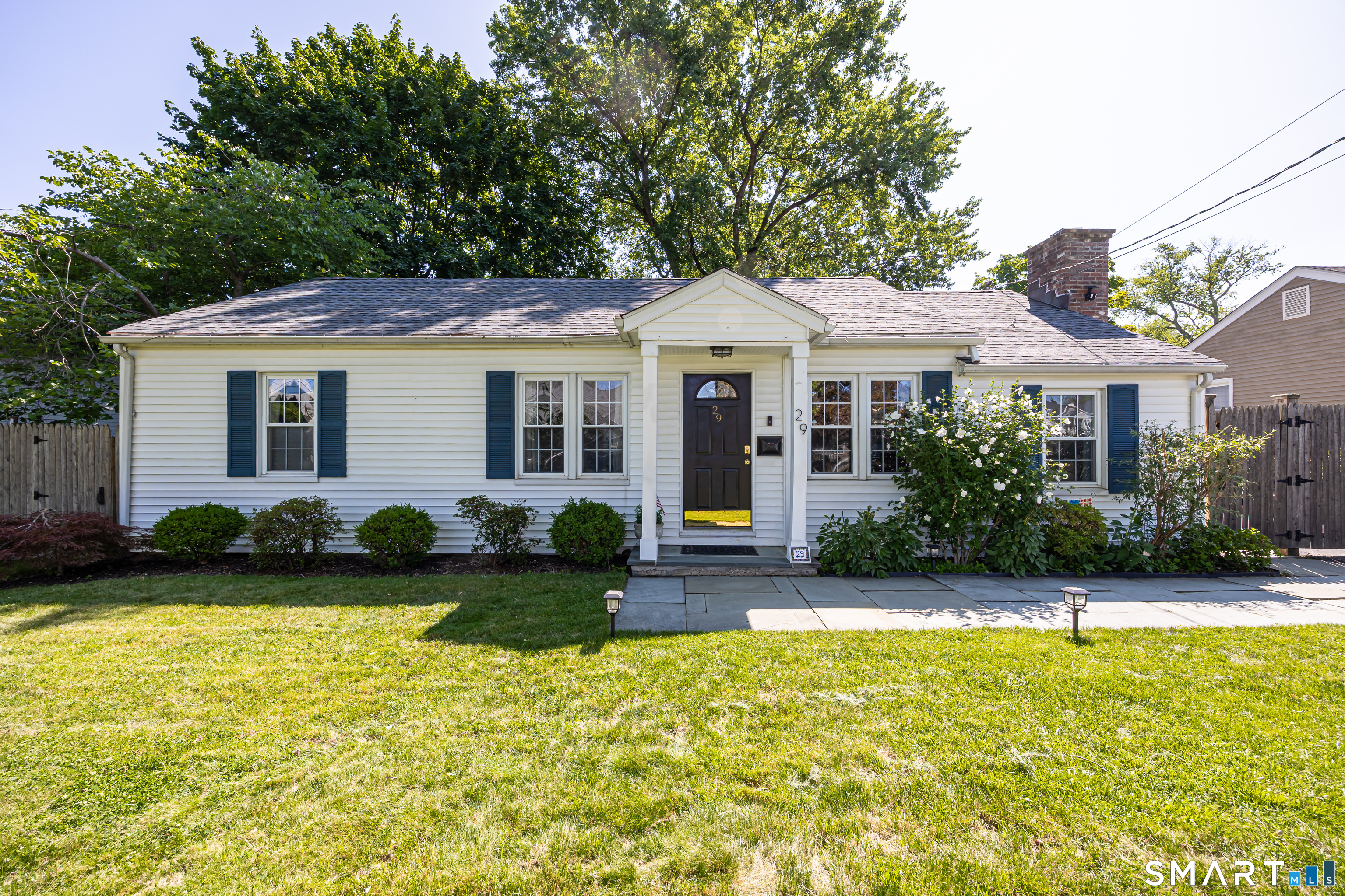 29 Sutton Drive West, Stamford, CT 06906 | For Sale at $620,000
