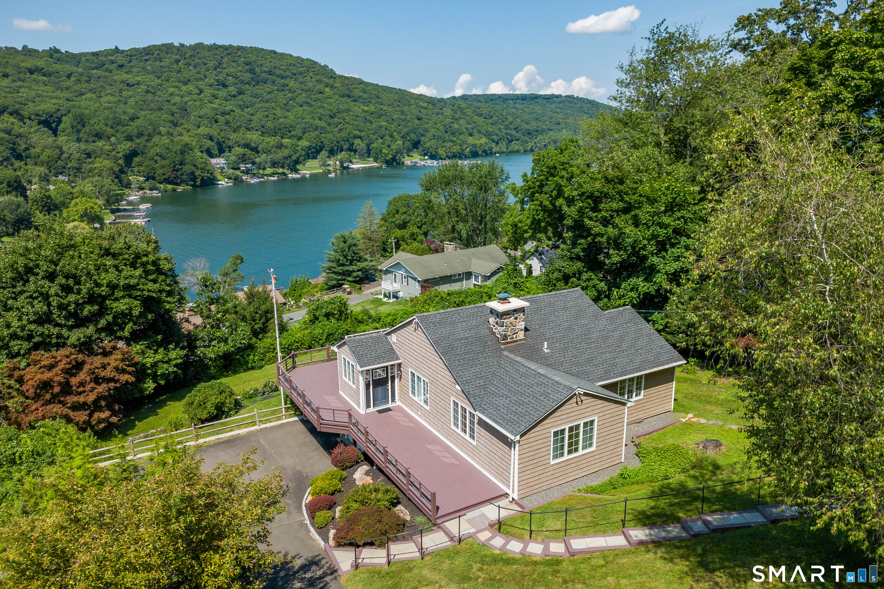 36 Sunset Trail, New Fairfield, CT 06812 | For Sale at $949,000