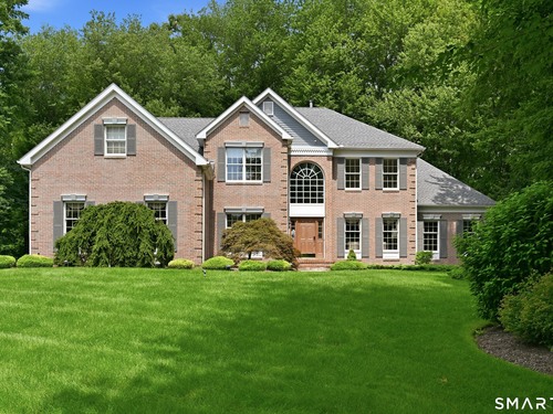  single family home for sale located at 4 Whitewood Road, Newtown, CT 06470