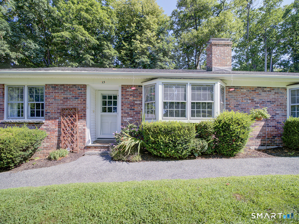 13 Douglas Drive, 13, Brookfield, CT 06804 | For Sale at $350,000