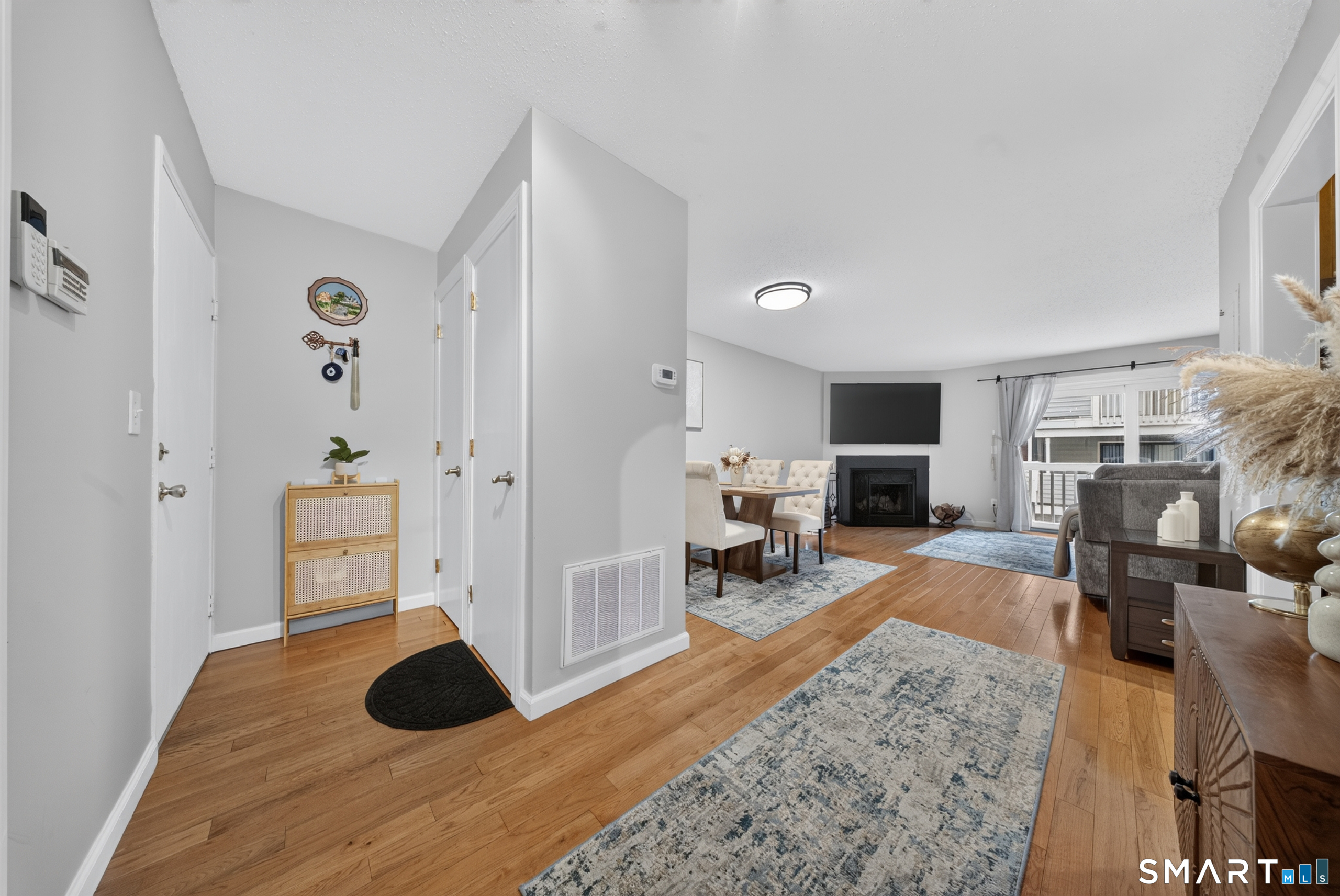 3 Oakwood Avenue, b3, Norwalk, CT 06850 | For Sale at $300,000