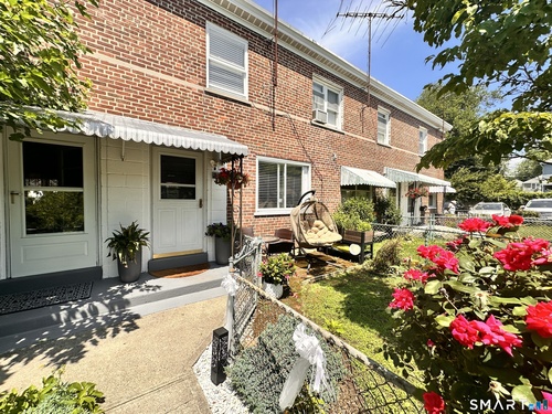  co-op home for sale located at 317 Court D, B 46 Court, 317, Bridgeport, CT 06610