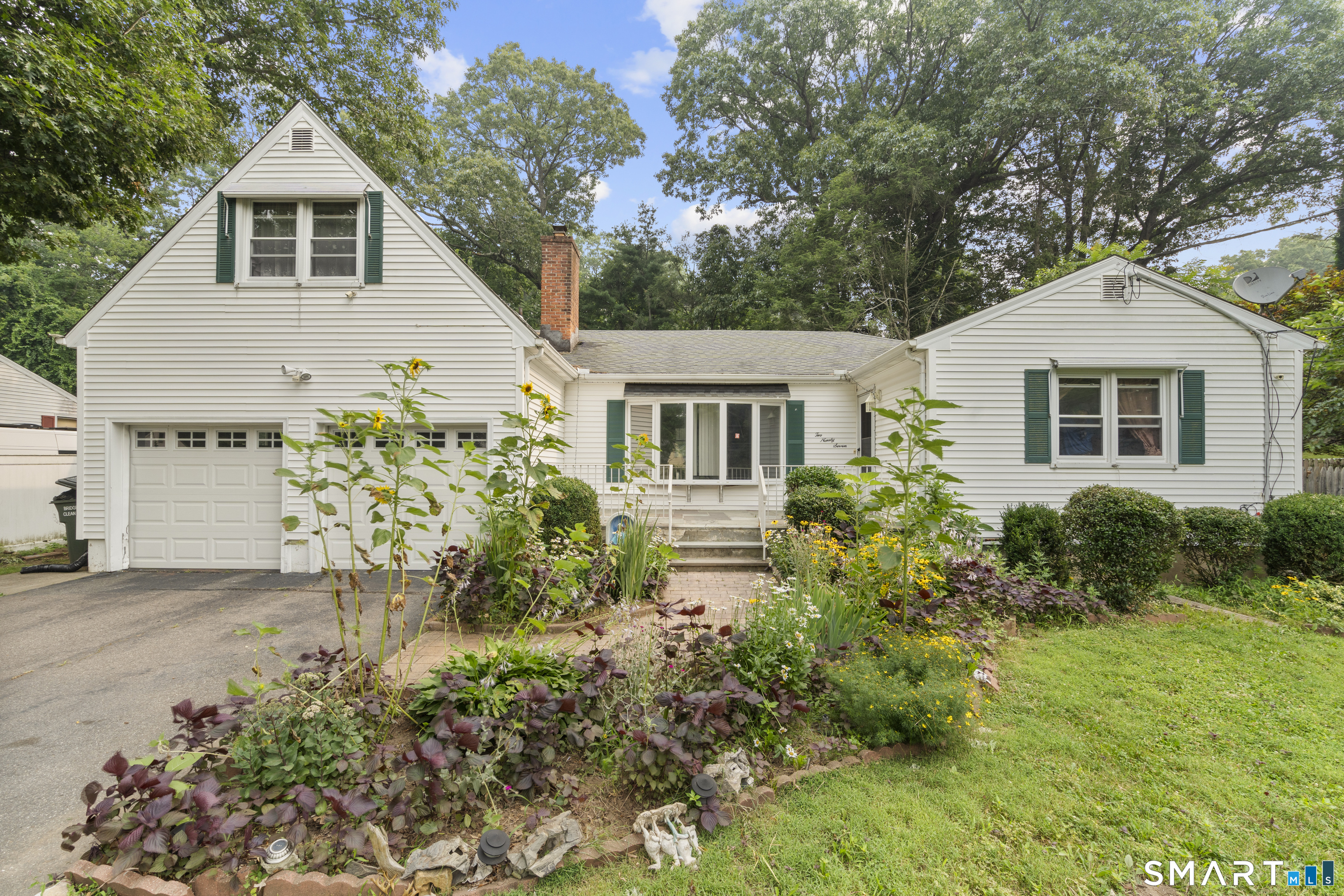 297 Broadbridge Road, Bridgeport, CT 06610 | For Sale at $490,000