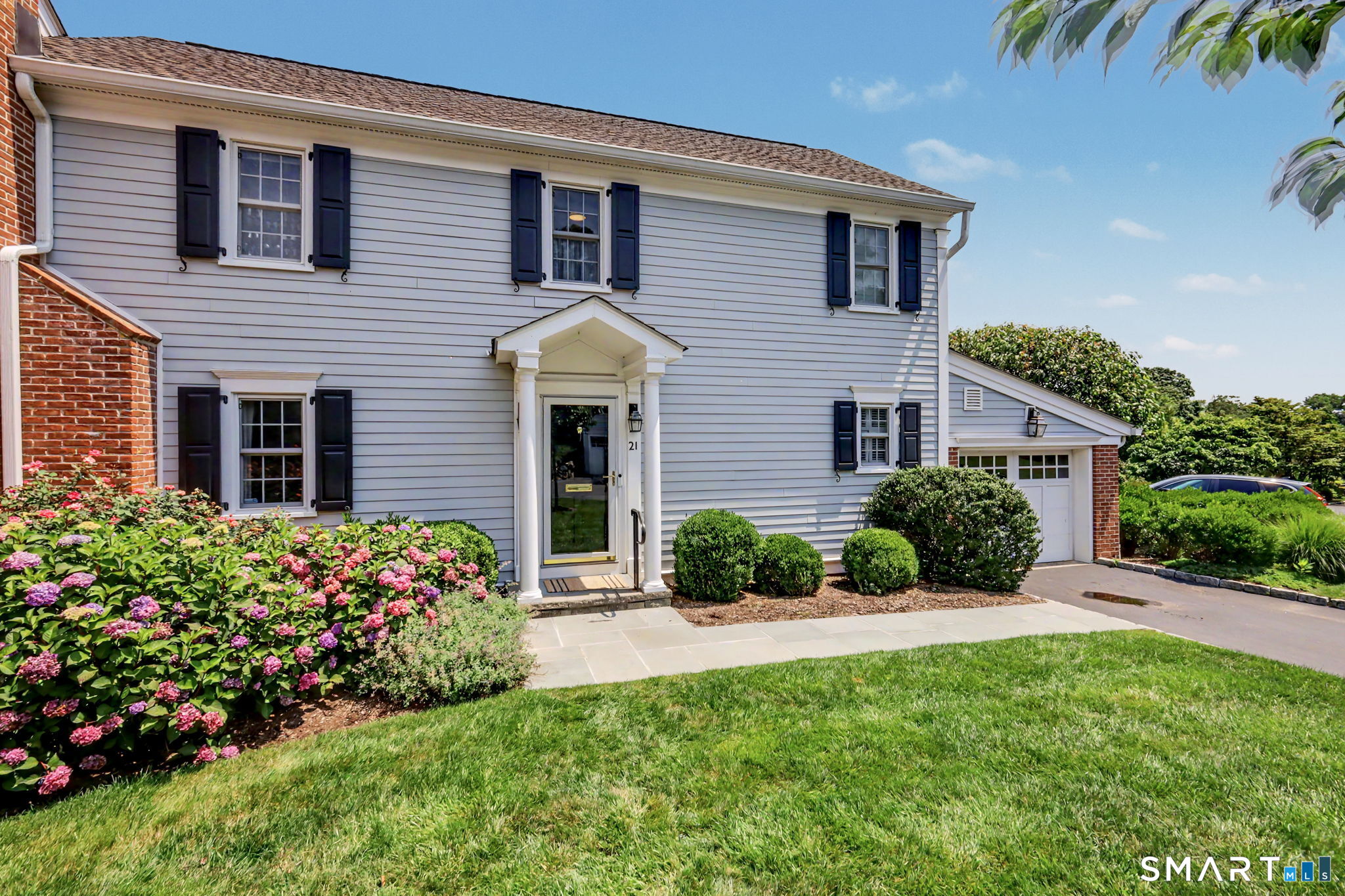 123 Richmond Hill Road, 21, New Canaan, CT 06840 | For Sale at $1,369,000