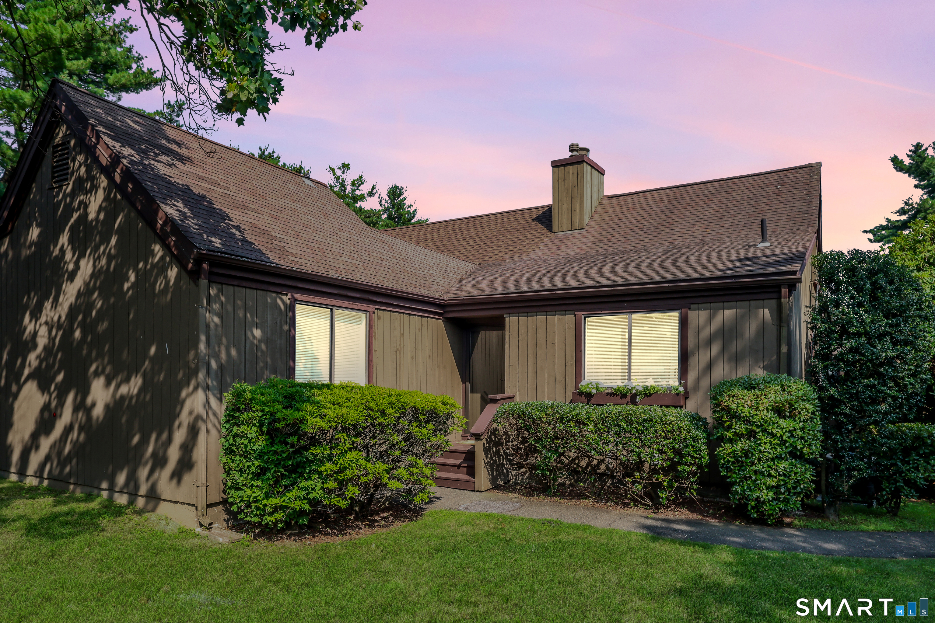 632A Old Knife Lane, 632a, Stratford, CT 06614 | For Sale at $570,000