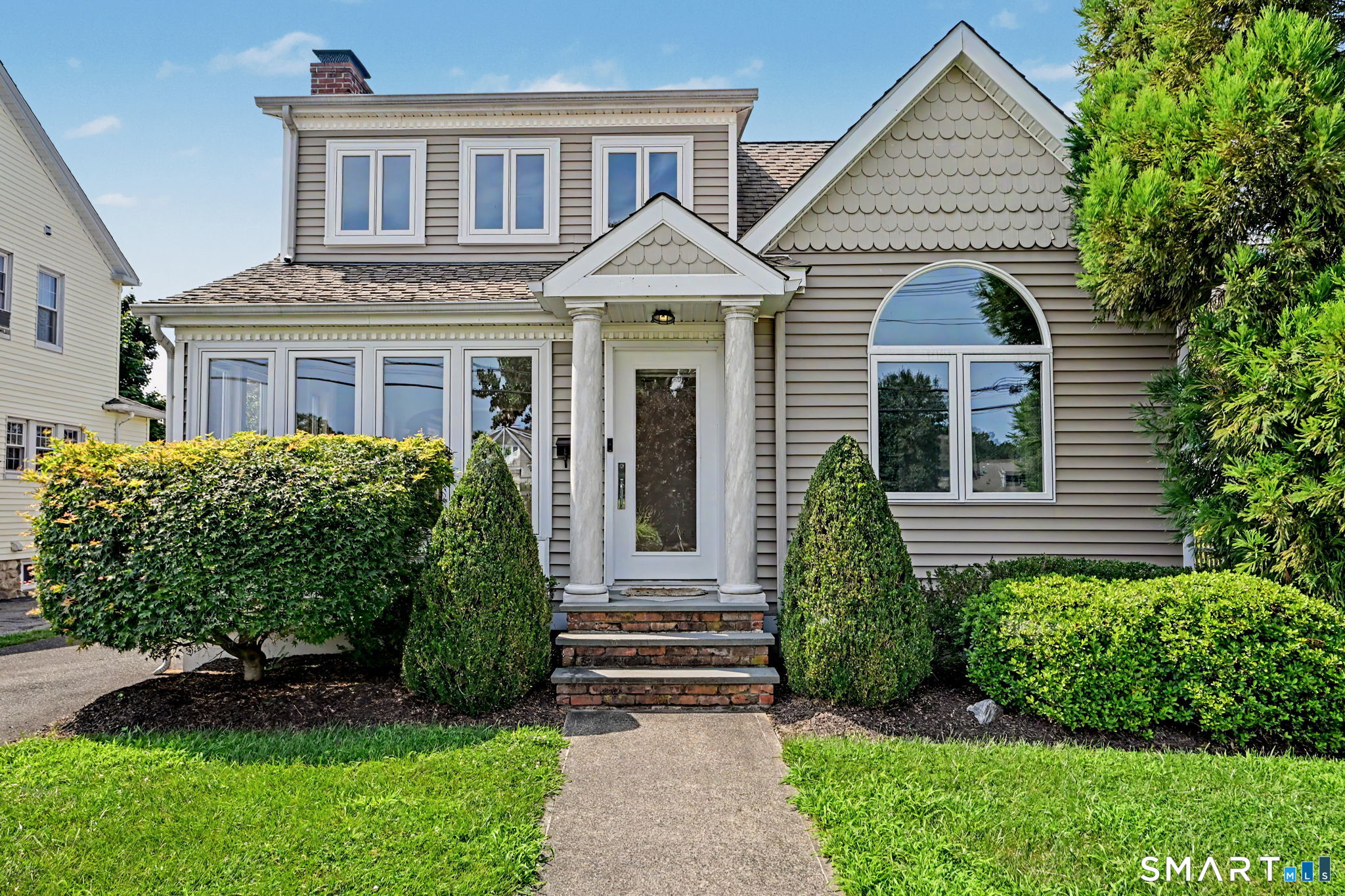 160 Gregory Boulevard, Norwalk, CT 06855 | For Sale at $979,000