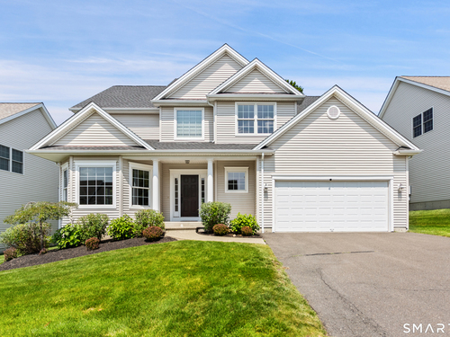  condo home for sale located at 3 Tobins Court, 3, Danbury, CT 06810