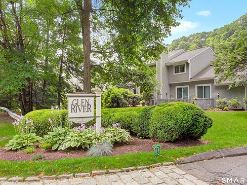  townhouse condo for sale located at 9 Glen Ridge, 9, Wilton, CT 06897