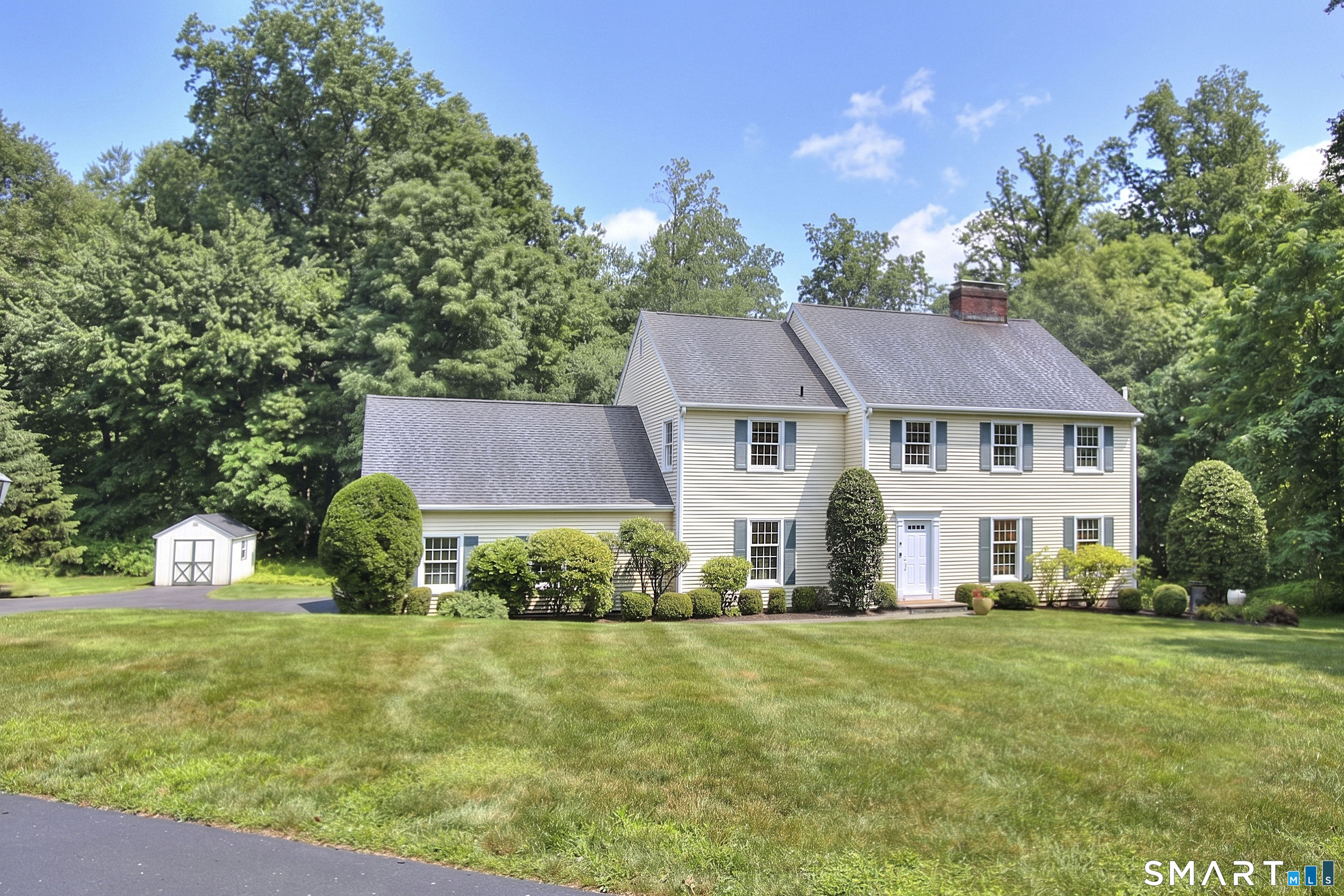 4 North Valley Road, Ridgefield, CT 06877 | For Sale at $1,195,000