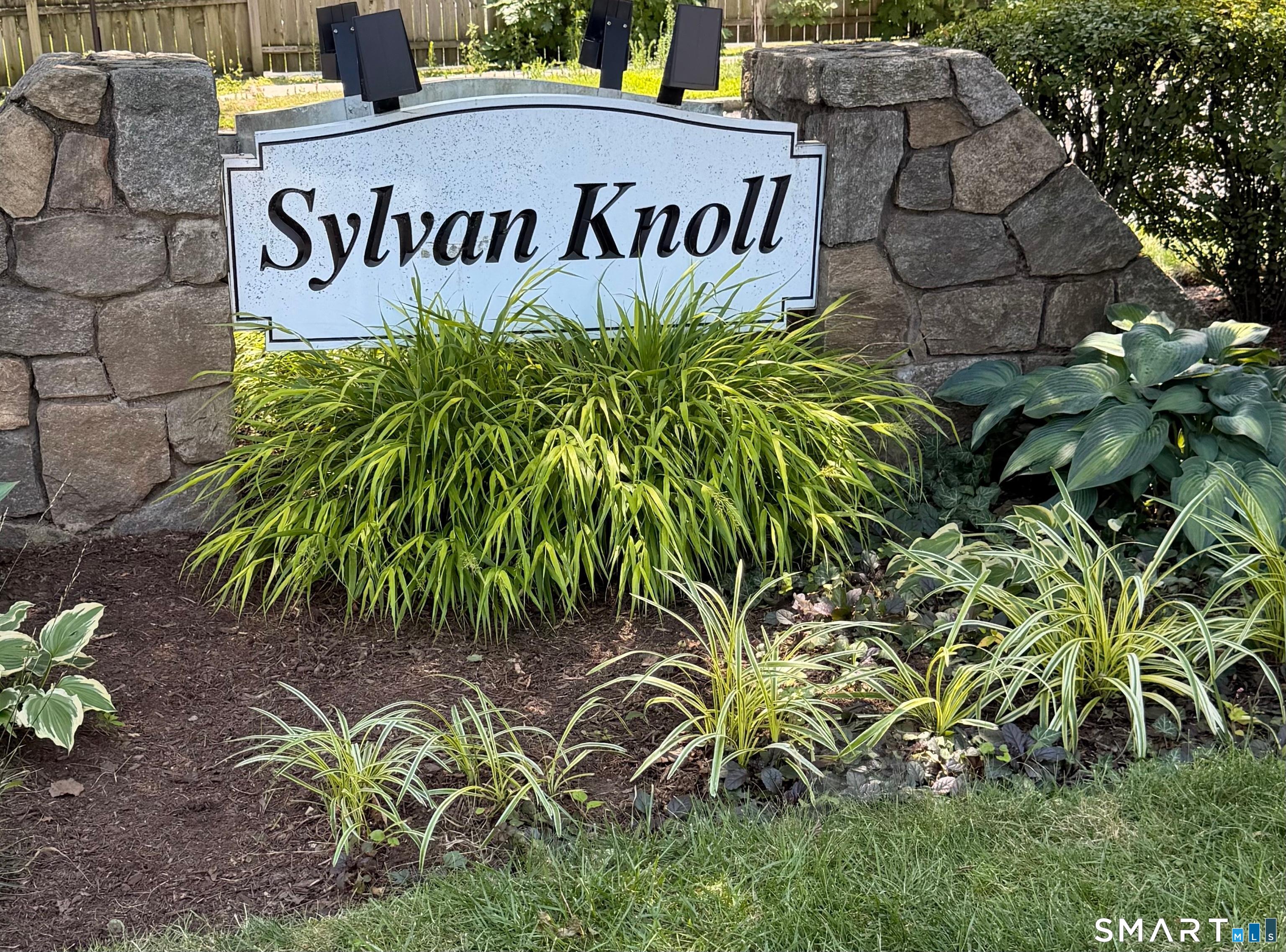 212 Sylvan Knoll Road, Stamford, CT 06902 | For Sale at $285,000