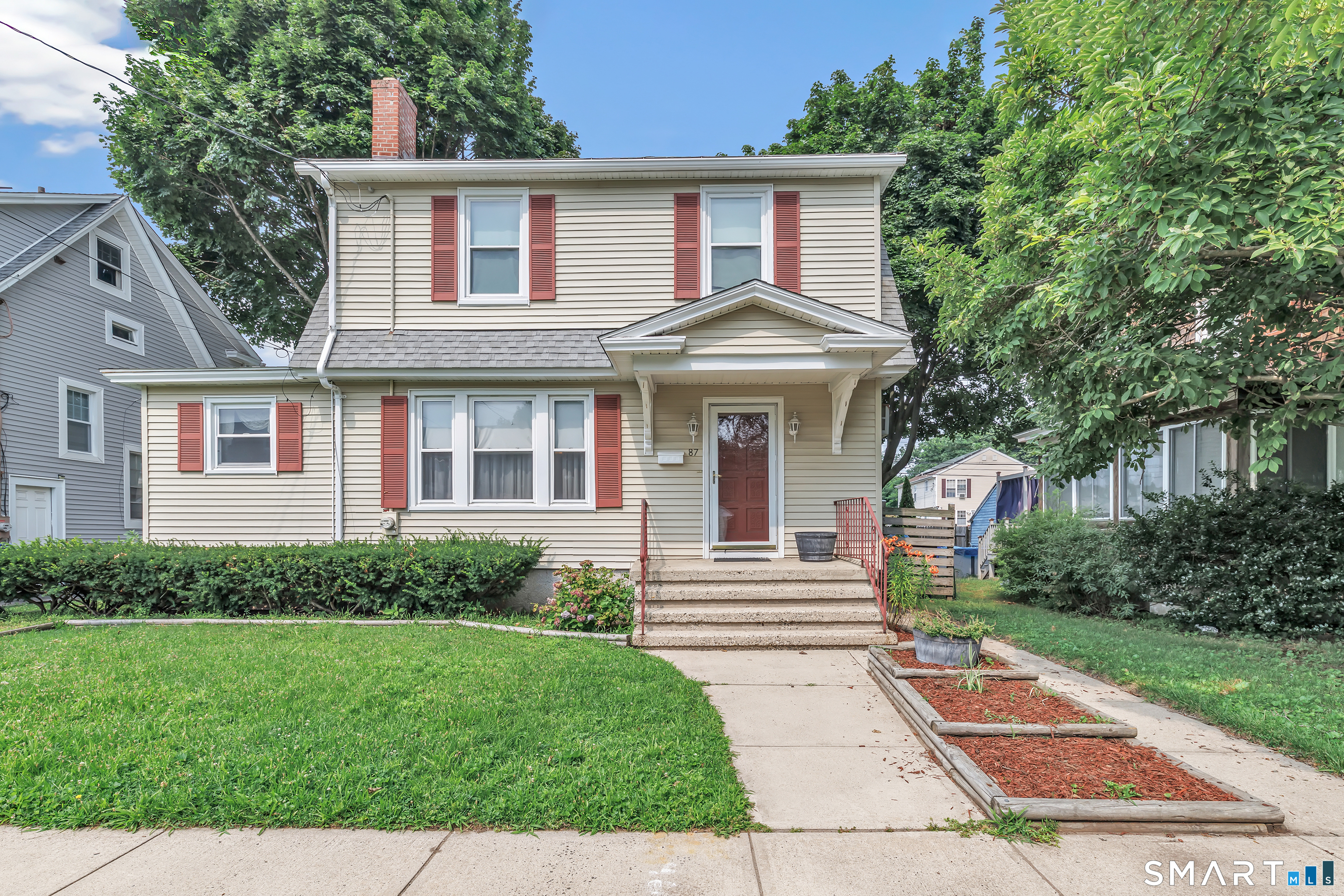 87 Yale Street, Stratford, CT 06615 | For Sale at $449,900
