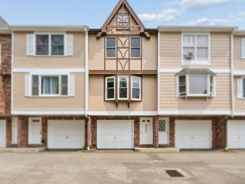  townhouse condo for sale located at 170 Wade Street, 4, Bridgeport, CT 06604